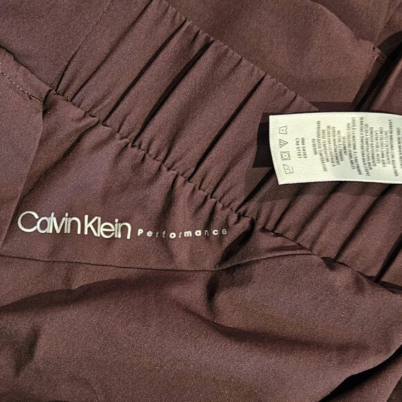 NWOT! CALVIN KLEIN, Brown/burgundy pull up elastic waist cropped pants - Picture 9 of 9
